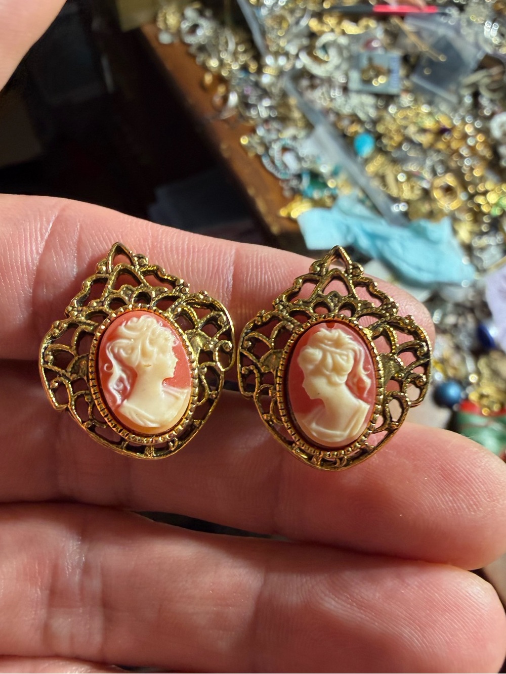 Vintage Gold Tone Filigree Cameo Stud Earrings